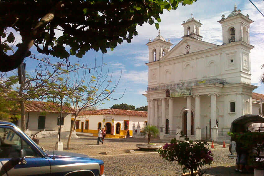 Lugares turisticos de El Salvador Suchitoto