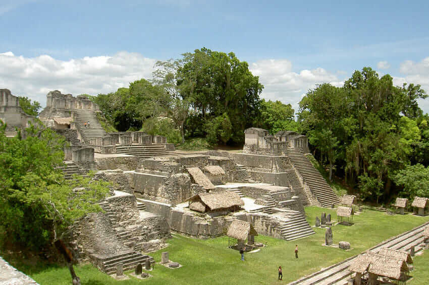 Sitios Arqueologicos de Latinoamerica Tikal