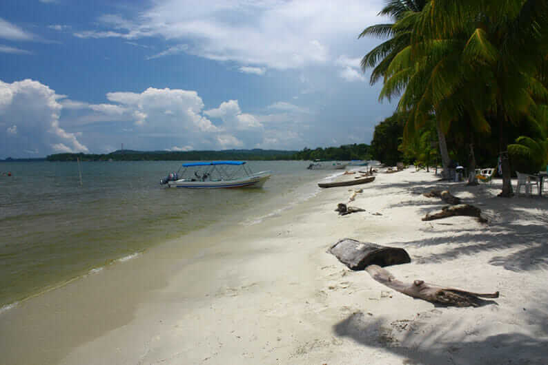 Mejores Playas de Guatemala Playa Blanca