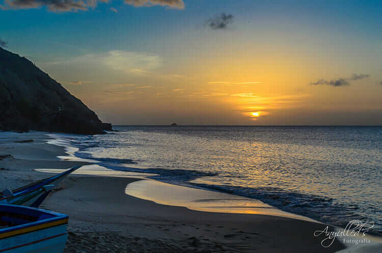 Playa Caribe Isla De Margarita Guía Para Visitar La Playa