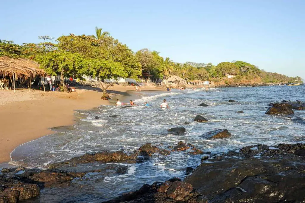 Playa Los Cobanos